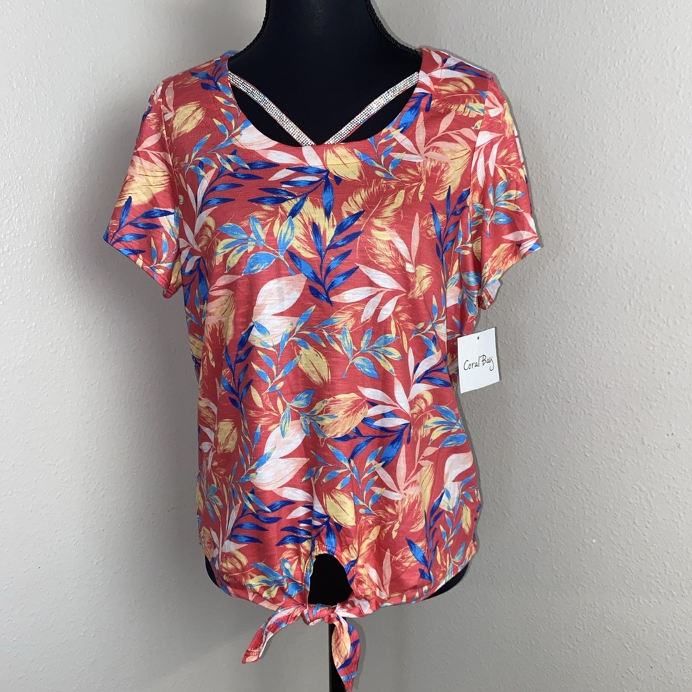 New Coral Bay Pullover Top Women's PM Hawaiian‎ Rhinestone V-Neck Short Sleeve
